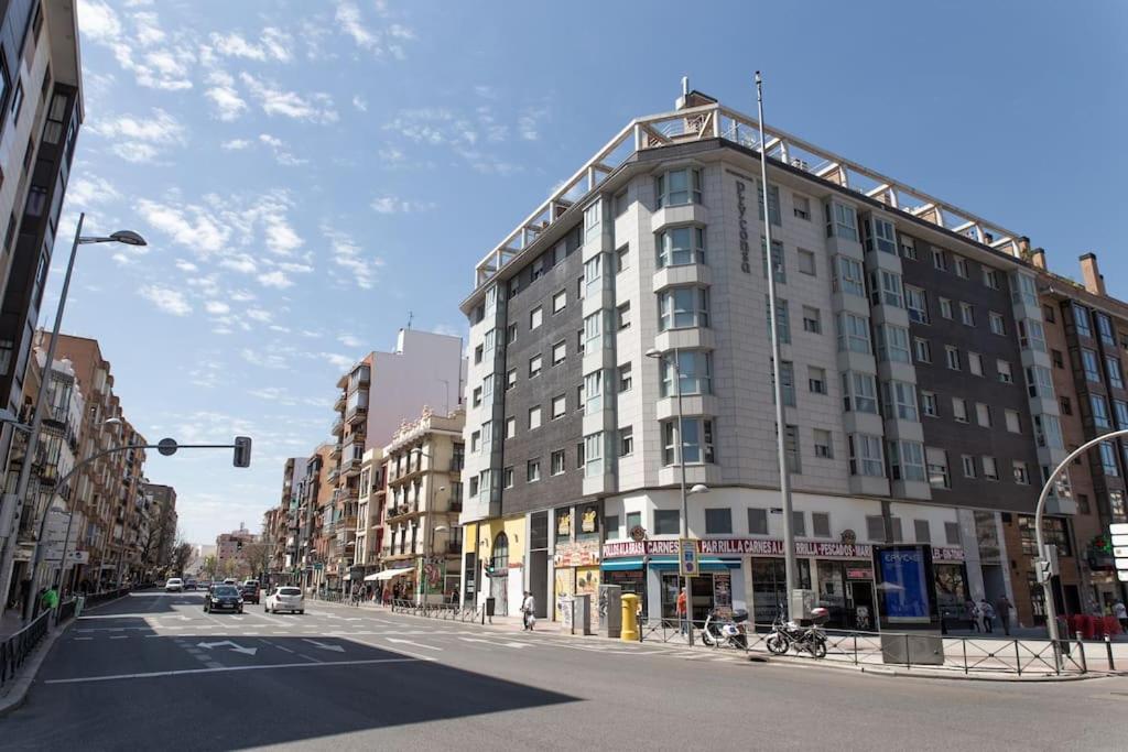 Encantador Apartamento Reformado En Tetuan By Bebalmy Madrid Exterior foto